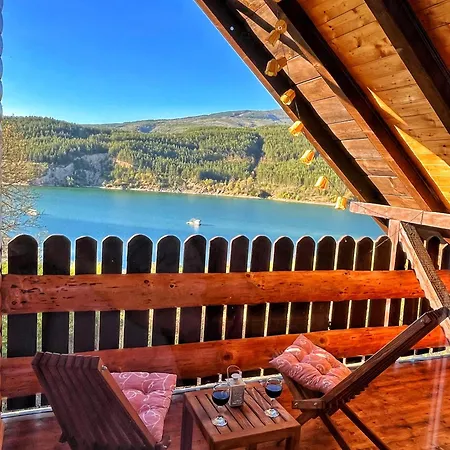 Zavojsko Jezero - Jezero *