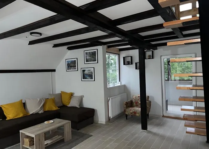 Zavojsko Jezero - Jezero *